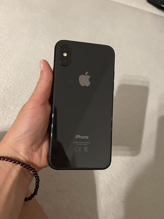 Iphone xs.