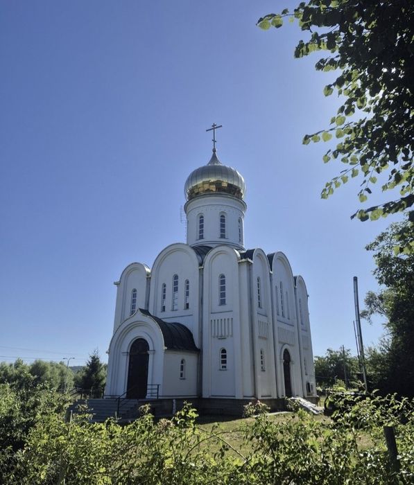 Здається двохкімнатна квартира набережна Черемушки.