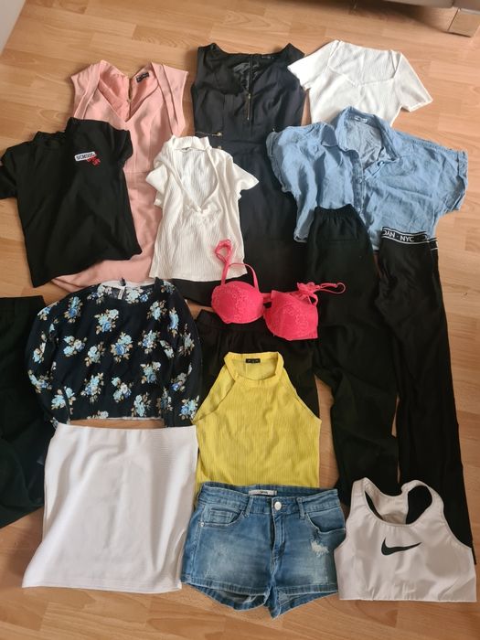 Zestaw ubrań xs  20 szt za 10 zł