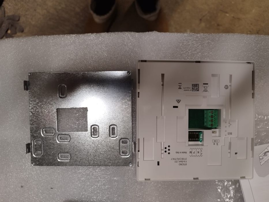 Vídeo porteiro vários alguns novos