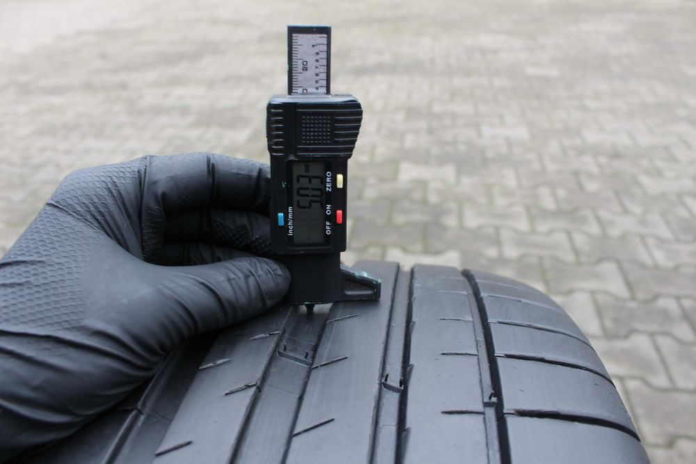 Opona letnia 235/45/18 Michelin Pilot Sport 4 98Y T1 Tesla