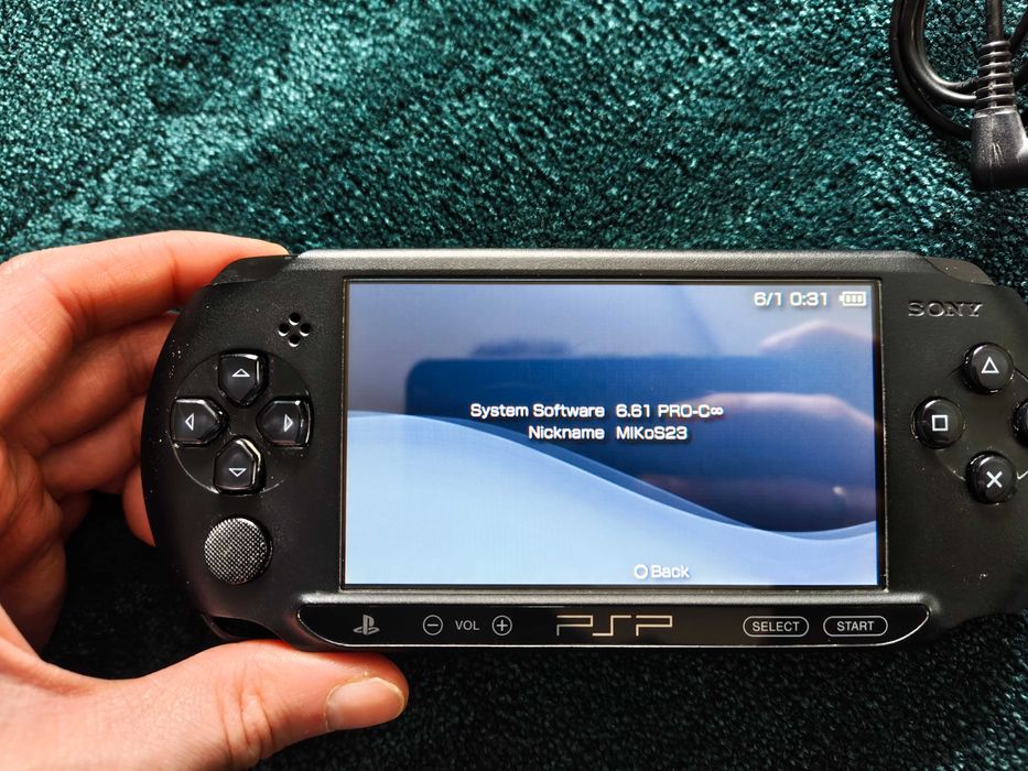 Konsola Sony PSP E1004 Street + BOX