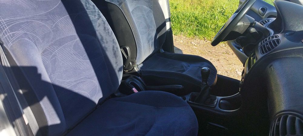 Peugeot 206 1.4 HDI ou troco por Smart
