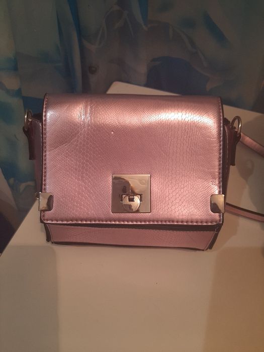 продам сумочку new look