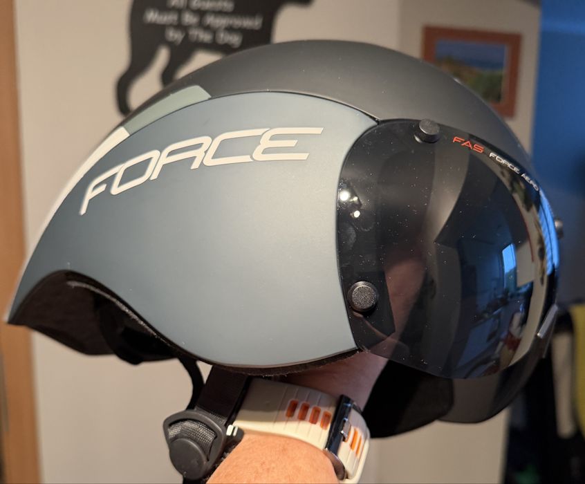 Kask aerodynamiczny FORCE Sprinter black