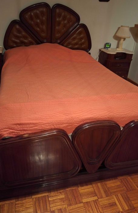 Mobília quarto mogno