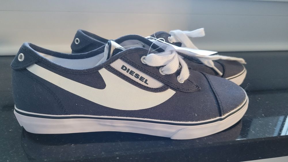 Trampki Diesel rozm 39