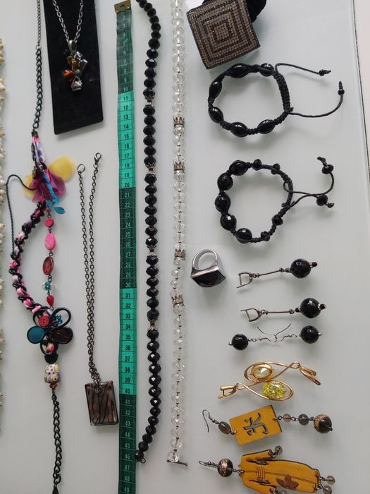 Сережки,  обручка, браслети,  запонки