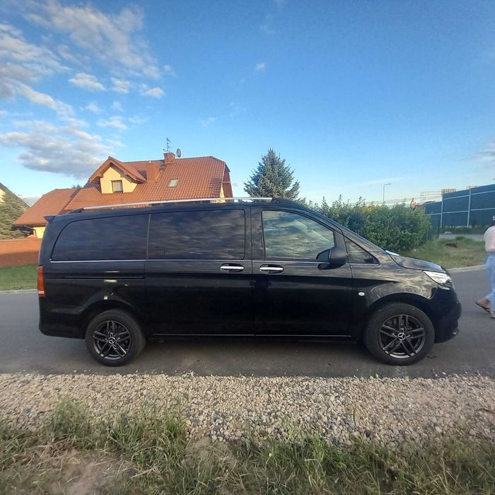 Transport Bus 9 osobowy na:Wesela, Lotniska, Wyjazdy grupowe