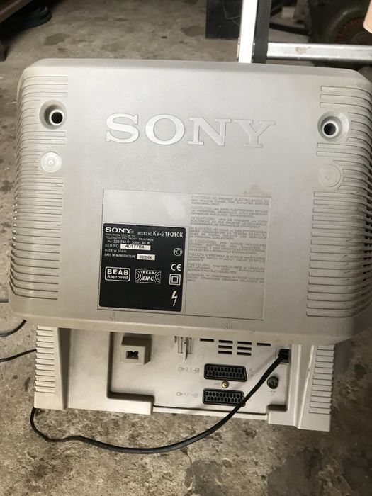 телевизор SONY Trinitron