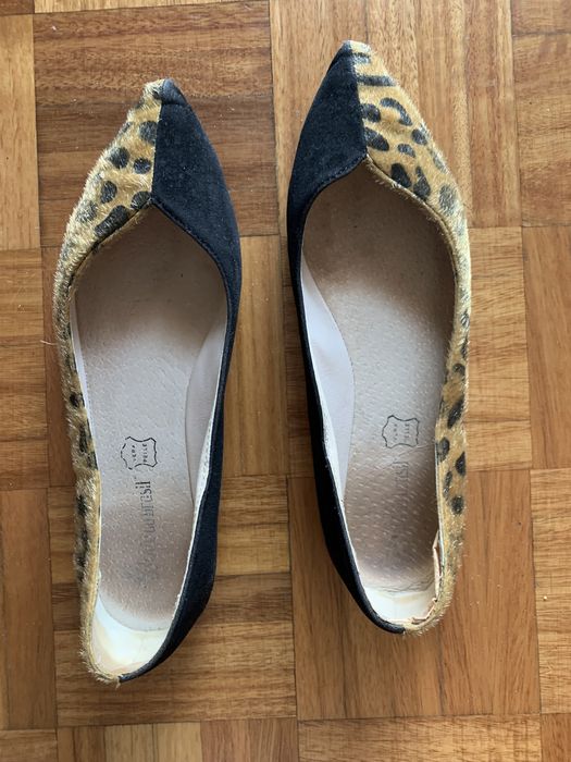 Sabrinas pretas e padrão leopardo número 38