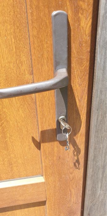 Продам земельну ділянку з фундаментом Кожухівка Фастівський рацон.