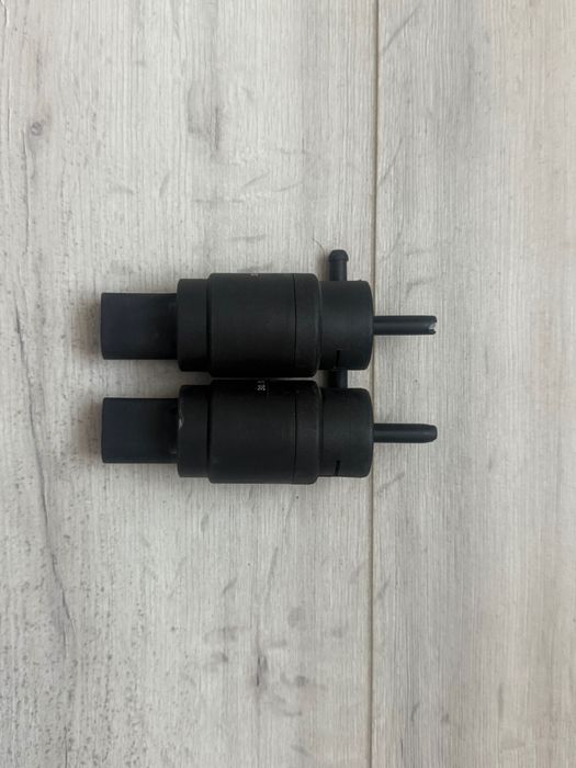 Насос для омивача