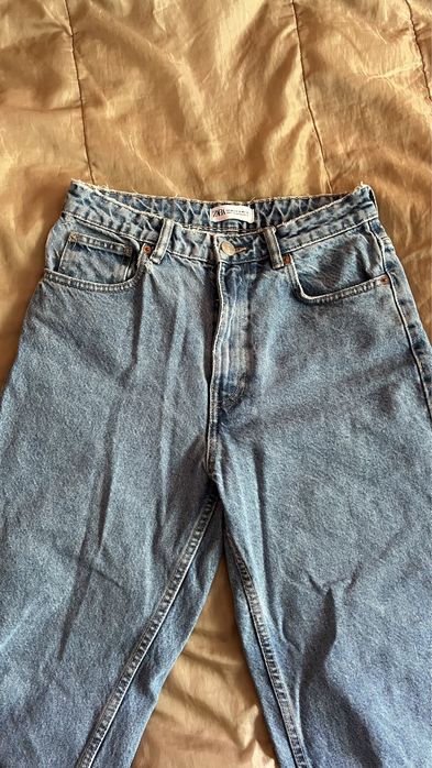Джинсы новые Zara