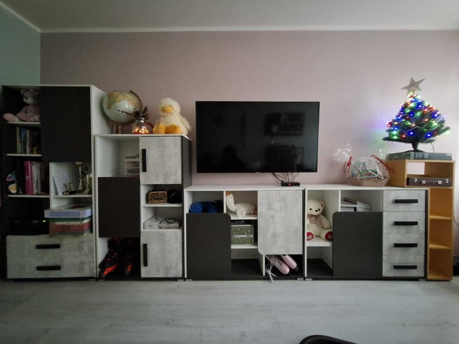 Sprzedam segment młodzieżowy z biurkiem