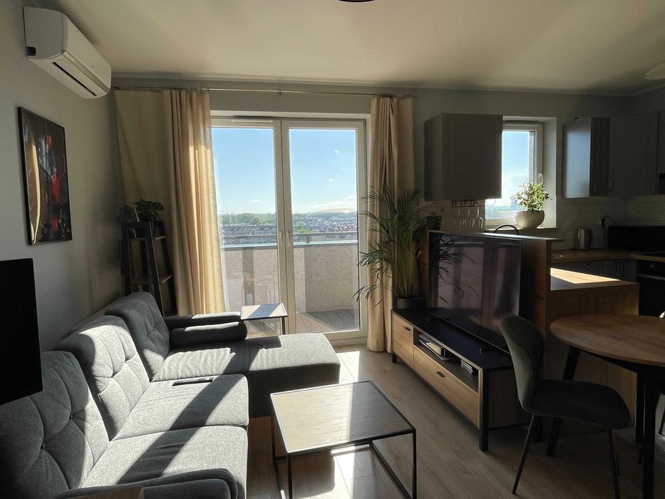 Mieszkanie o wysokim standardzie - 44 m² + balkon + parking. Klimatyzacja, 9 piętro z widokiem - Widok 2