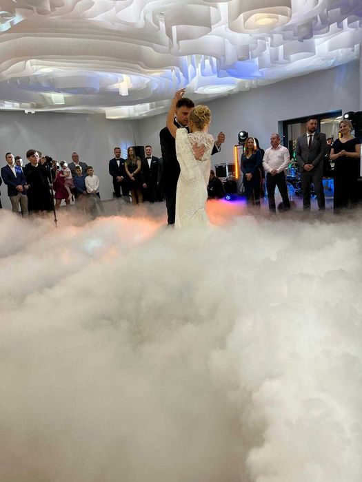 Wynajem wiatraki iskier miny dymne fontanny iskier napis LED