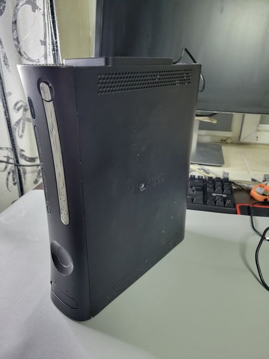 Xbox 360 Elite 500GB | Заводські пломби | Не розбирався | Гарний стан