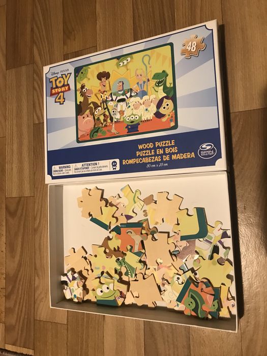 Пазлы из дерева. toy stoty 4 і гра uno