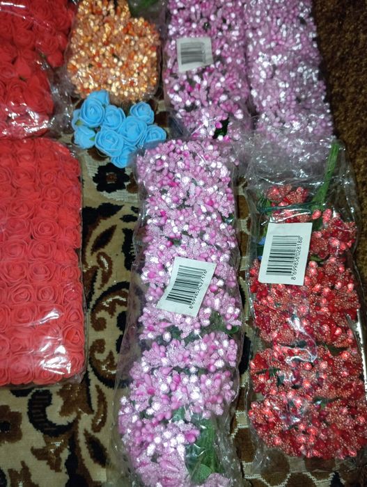 Продам заготовки для рукоділля, троянди  латекс, тичинки, заколки