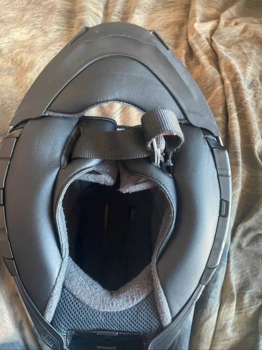 Capacete shoei neotec 2 (M)