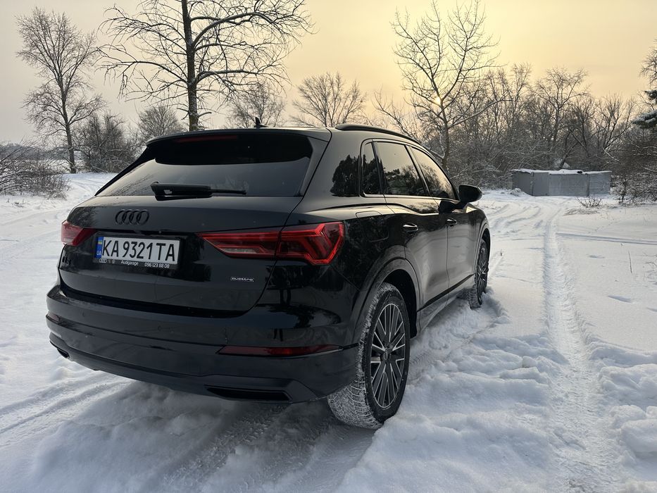 Audi Q3 2023 40TFSI S-tronic Quattro