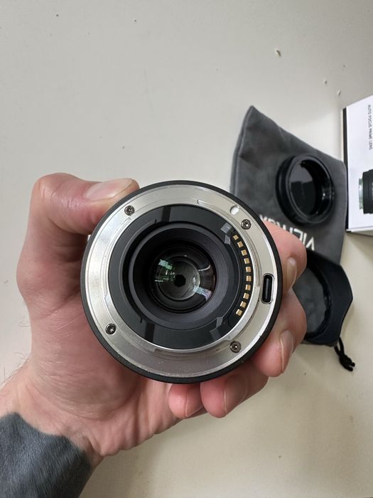 Обʼєктив Viltrox 20 mm f2.8 FE