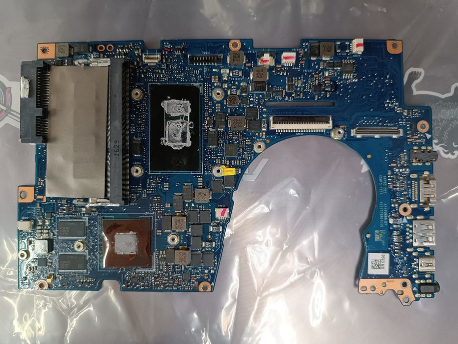 MainBoar UX303UB  asus (  не рабочая )