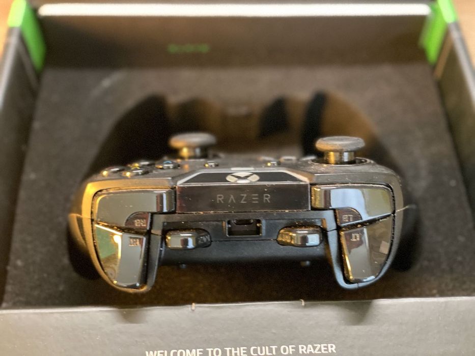 Razer Wolverine Tournament Edition Chroma - pad do Xbox i Windows