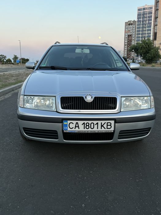 Продам Шкода Октавія  а4