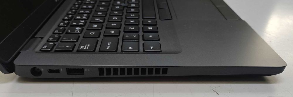 Dell Latitude 5400 i7-8665U 4.8 GHz 16Gb 256 SSD