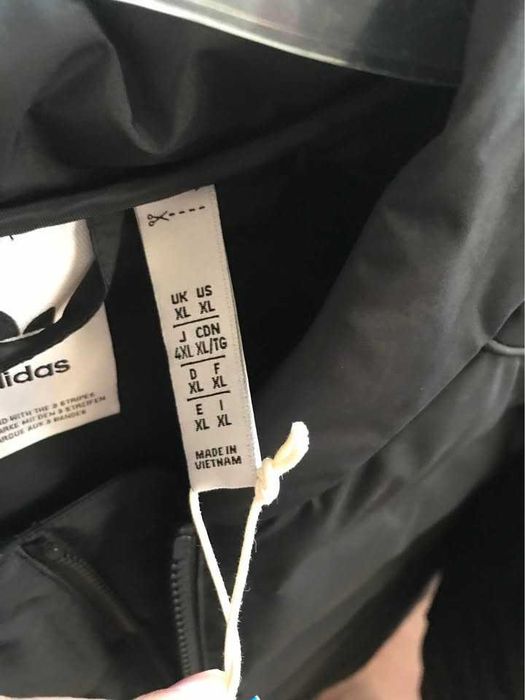 Blusão/ Kispo Adidas XL Novo