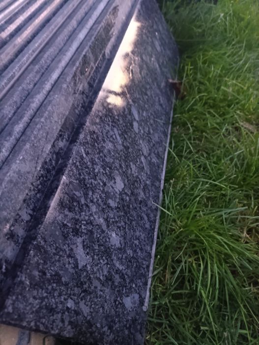 Parapety granitowe 5szt.