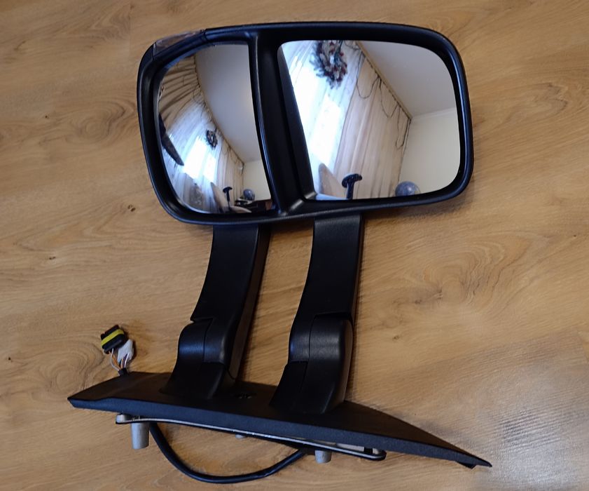Ліве зеркало на Iveco від 2014-