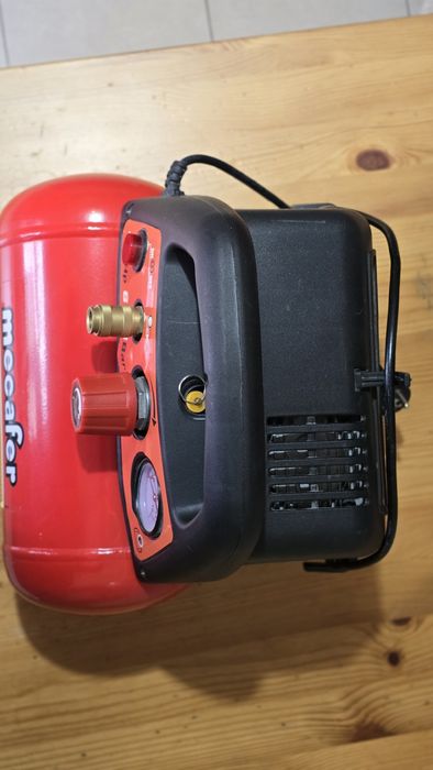 Compressor de ar MECAFER 6L 1.5hp 8 Bar