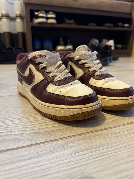 Кросовки nike...