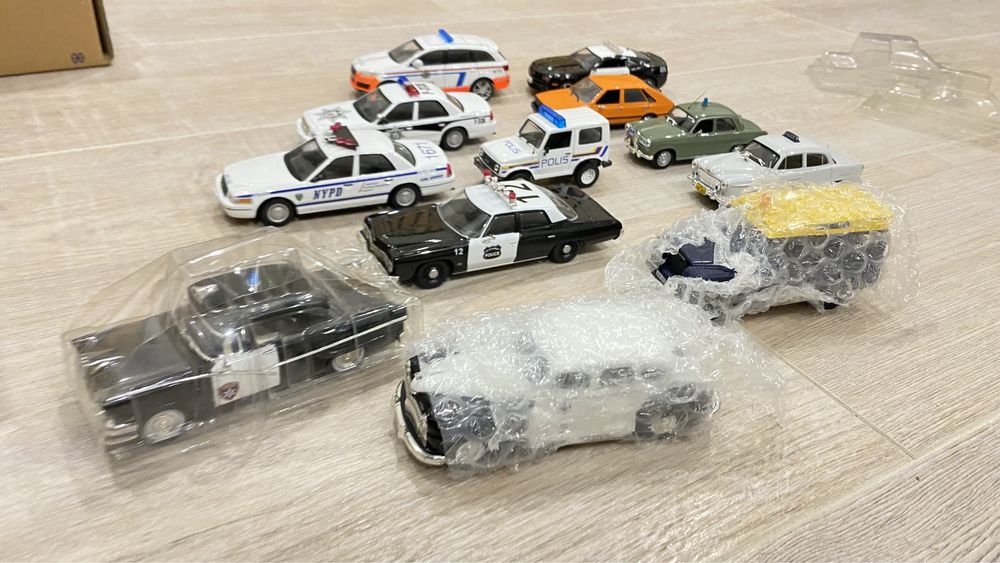 Полицейские авто мира