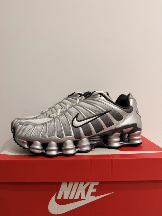 Nike Shox srebrne NOWE Rozmiar 44 Oryginal