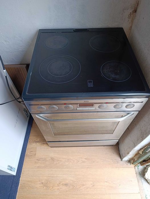Fogão de pé alto com placa de indução vendo pela melhor oferta