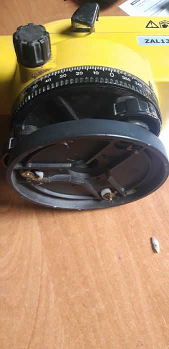 Samodzielna naprawa czyli inaczej serwis? Tak! Części do niwelatora.