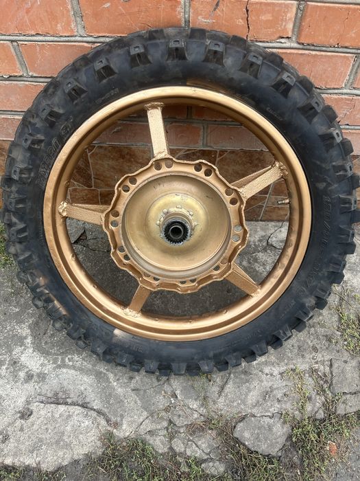 Продам колесо до мт дніпро, урал 18розмір,разом з резиною.