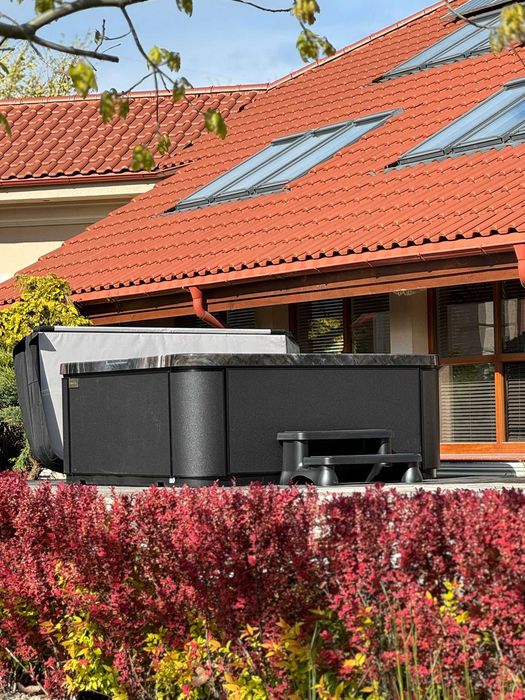 Wanna Jacuzzi Viskan Ekero – Luksusowy hydromasaż dla 6 osób, 54 dysze