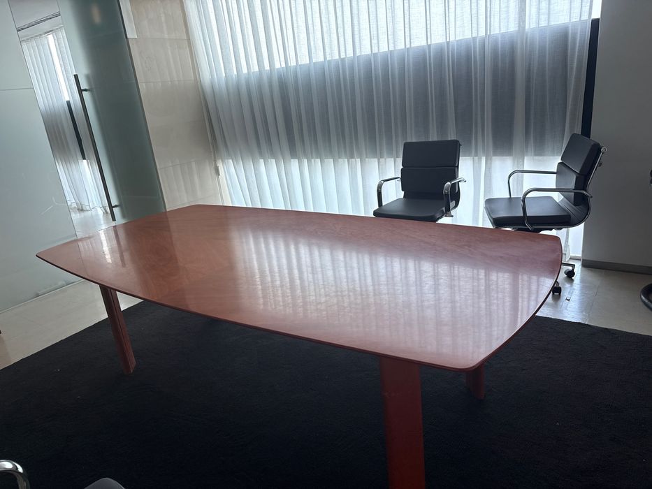 Mesa sala reunião