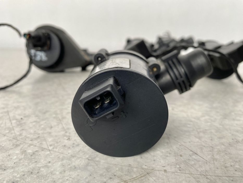 Водяна Помпа BMW 8381989 Pierburg Дополнительная Насос БМВ Е39 Е46 Е60