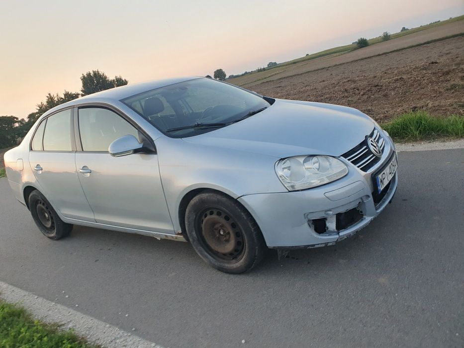 /  /   VW JETTA  /  /  2009r  /  /  1.6 TDi 105KM  /  /  CZYTAJ OPIS   /  /