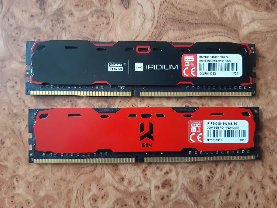 Pamięć RAM DDR4 Goodram IRDM IRIDIUM 16GB (2x8GB) XMP 2400 MHZ