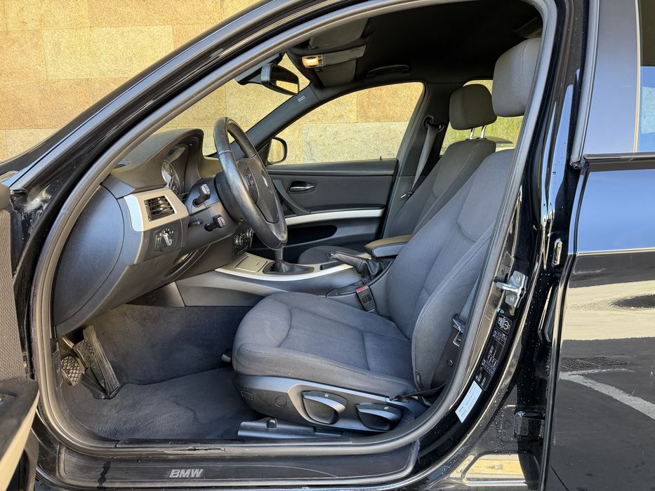 Bmw 318 D de 2012 Como Novo