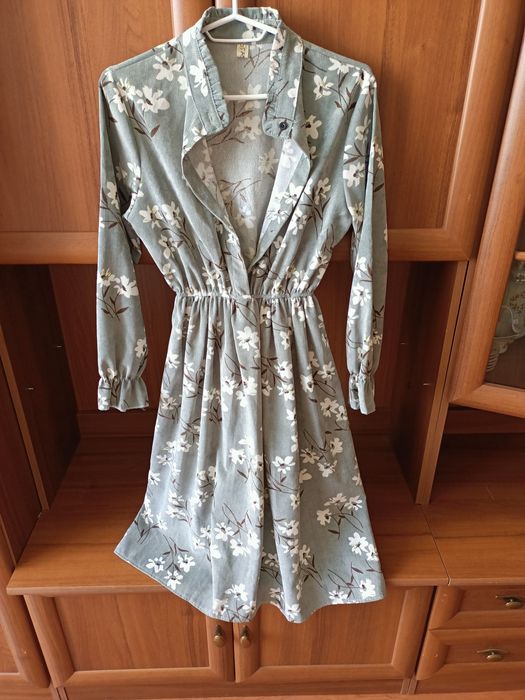 Вельветова сукня плаття