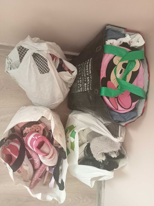 Mega paka ubrań dziewczęcych