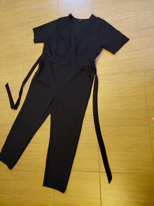 Kombinezon z krótkim rękawem